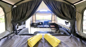 holiday-camper-trailer-interior-11